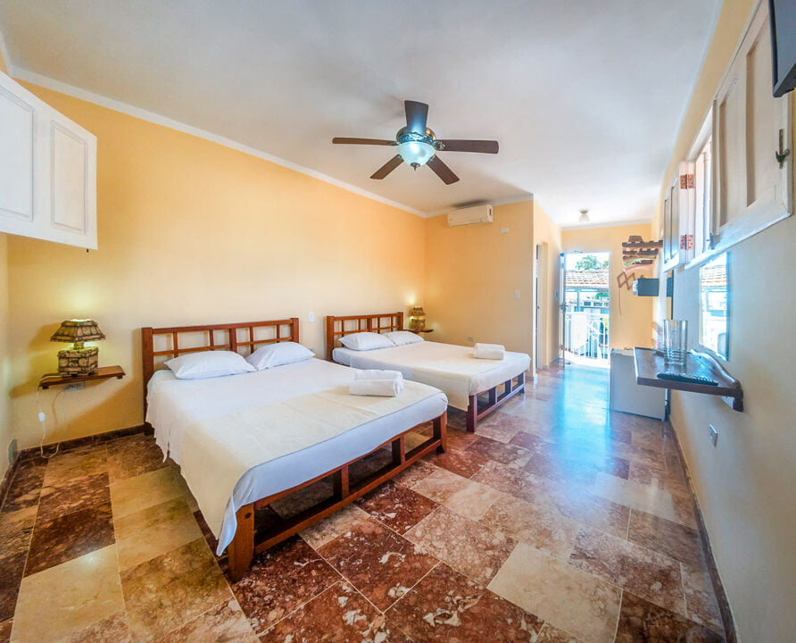 Hostal El Destino Trinidad Accommodation. B&B Casa Particular