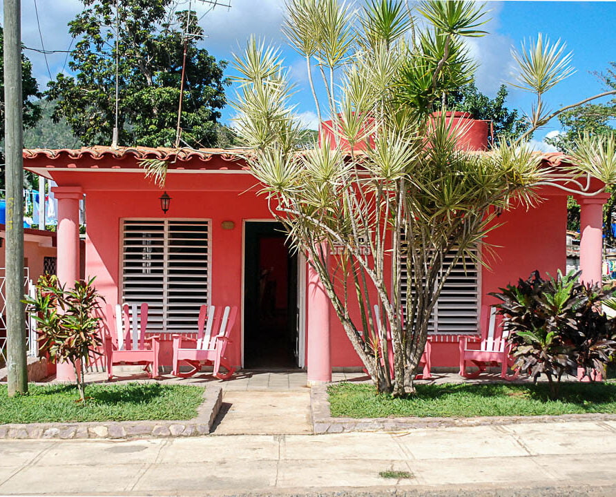 Casa Marlene Viñales Accommodation. B&B Casa Particular