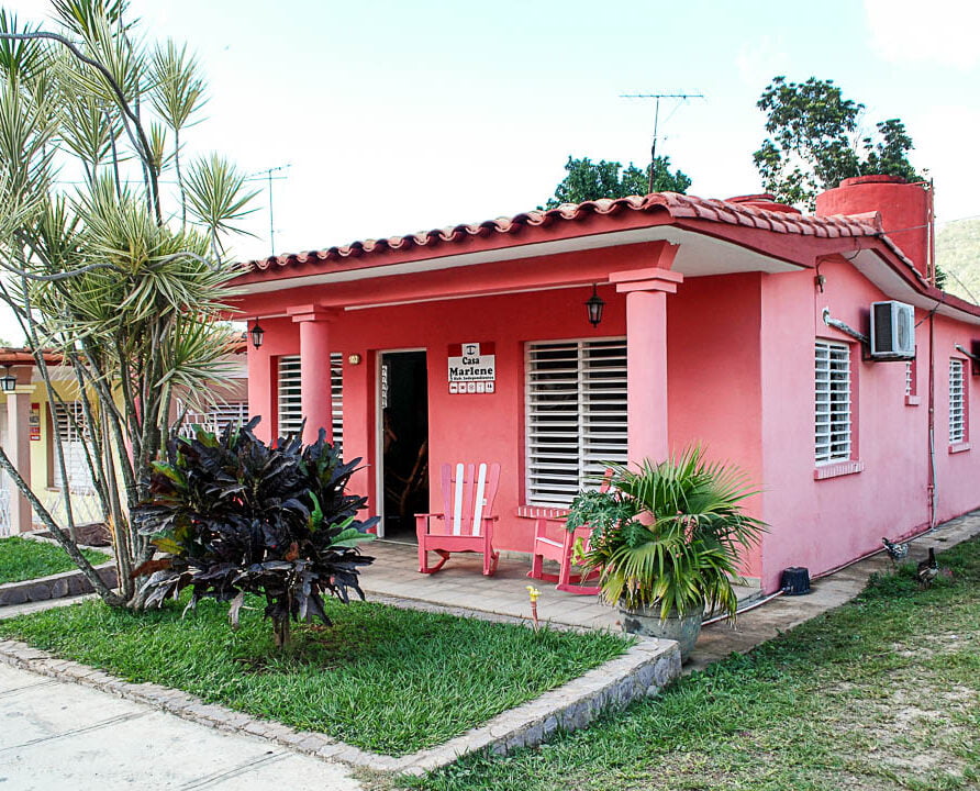 Casa Marlene Viñales Accommodation. B&B Casa Particular
