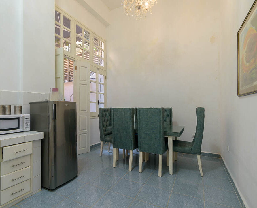 Aguiar Apartment. Havana Accommodation. Vacation Rental
