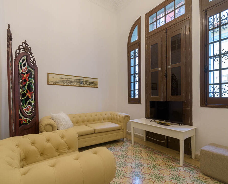 Aguiar Apartment. Havana Accommodation. Vacation Rental