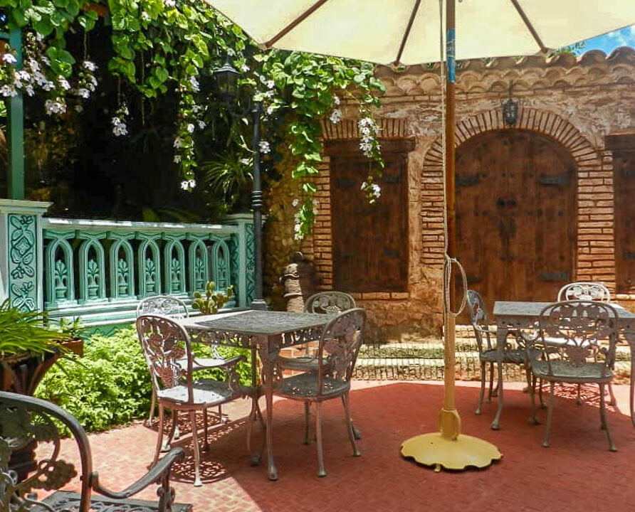 Casa Segarte, Trinidad Accommodation. B&B, Casa Particular. Terrace