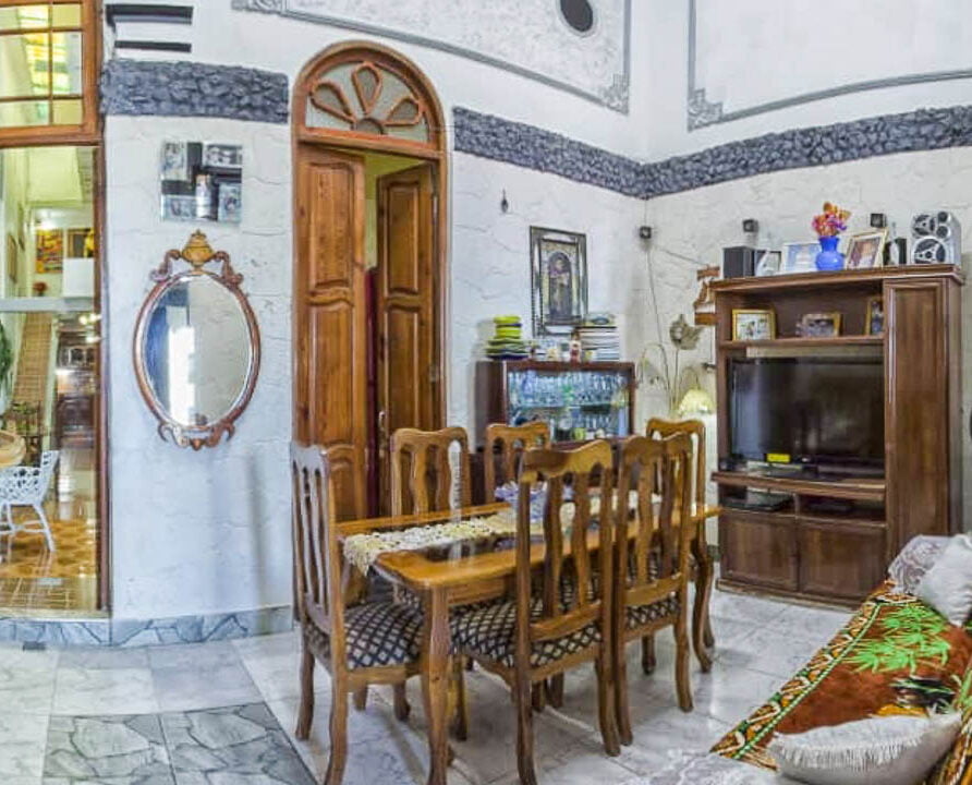 Lachi y Yeni, Casa Particular. Guesthouse Habana, Malecón