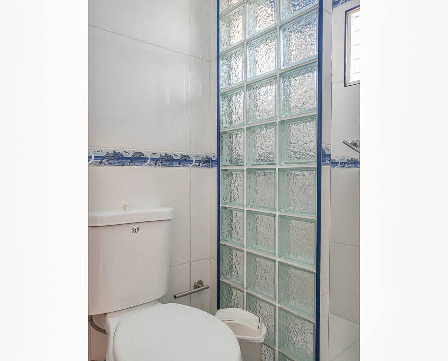 Casa Angol, Cienfuegos accommodation. B&B Casa Particular