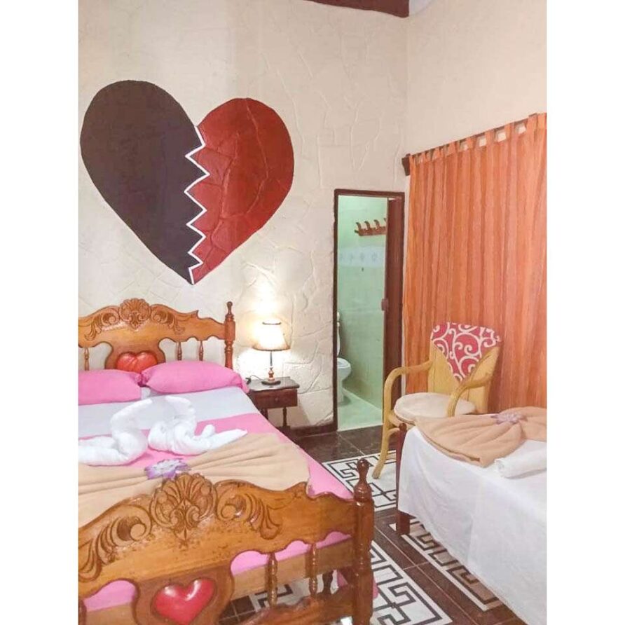 Lachi y Yeni, Casa Particular. Guesthouse Habana, Malecon