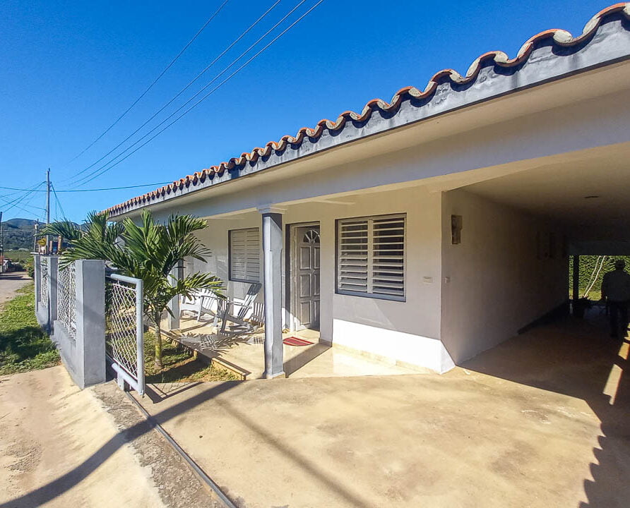 Casa Tairita, Viñales. Bed and Breakfast, Casa Particular.