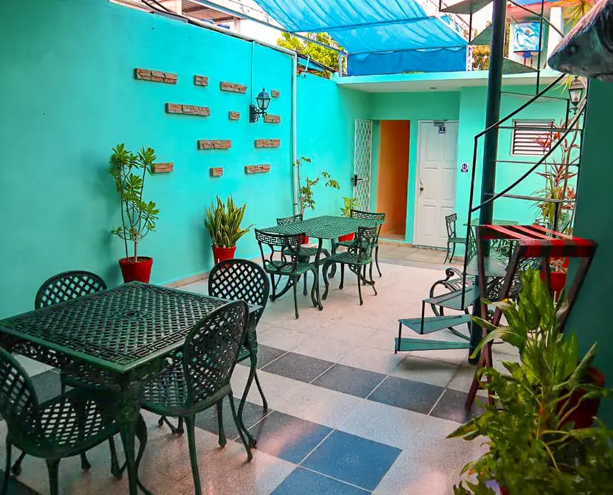 Hostal Ivan y Lili, Cienfuegos. Casa Particular, Bed and Breakfast.