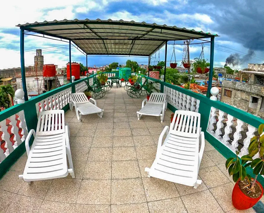 Hostal Ivan y Lili, Cienfuegos. Casa Particular, Bed and Breakfast.