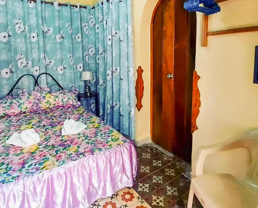 Casa Colonial 1836 Arco de Belen, Habana. Casa Particular.