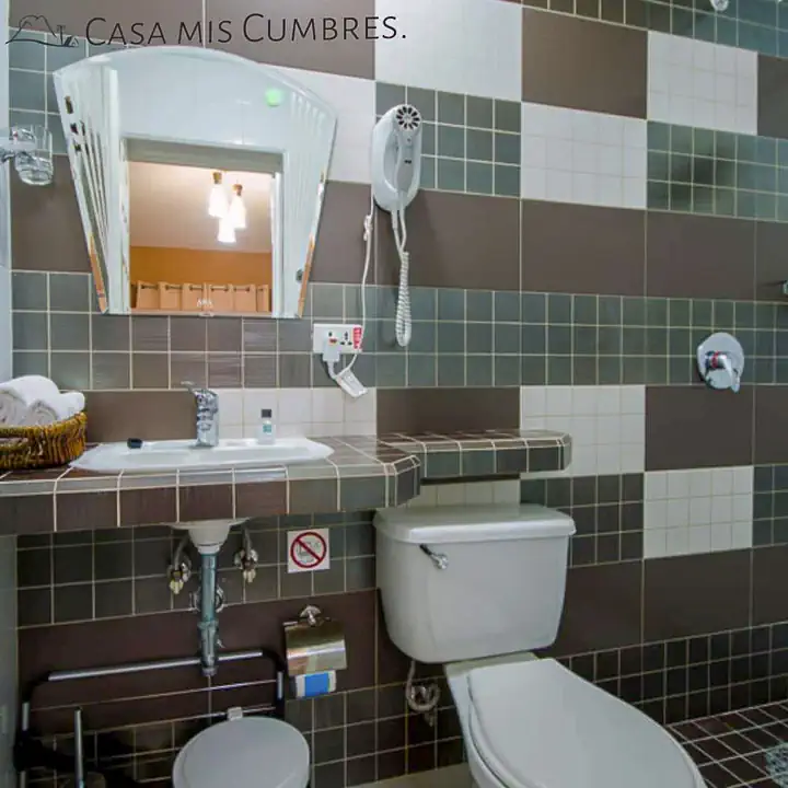 Mis Cumbres Viñales. Casa Particular. Cuba bed and breakfast.