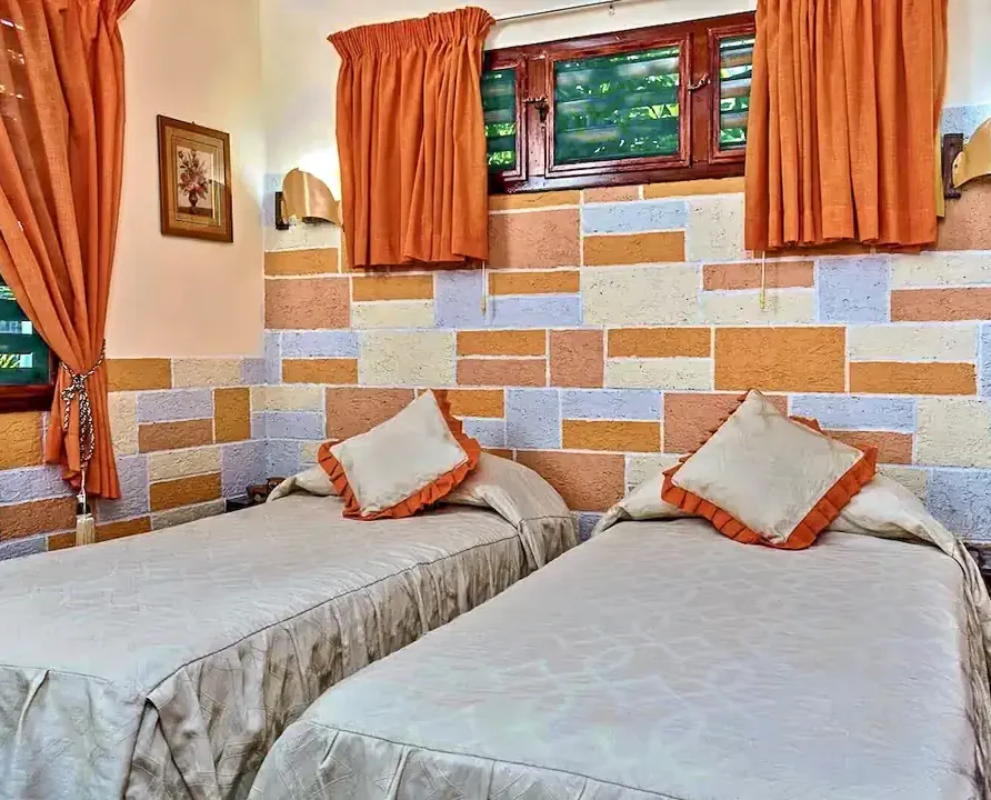 Casa Betty y Jorge, Varadero, Cuba. Beach Rental.