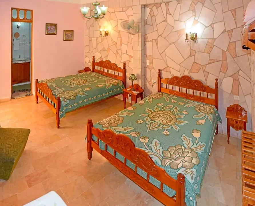 Hostal Dr Lara y Sra Yuda, Trinidad, Cuba. Bed and Breakfast