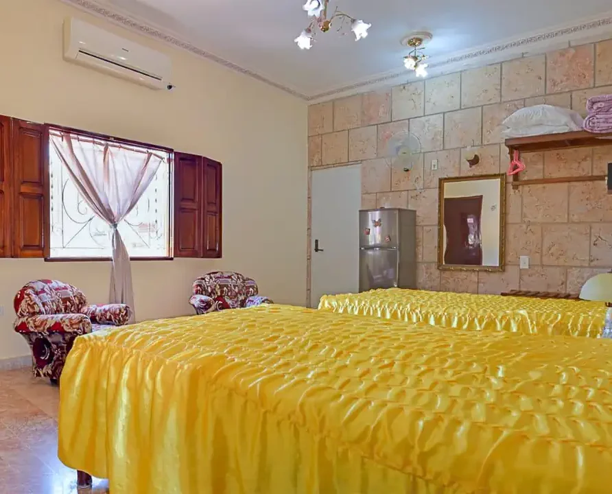 Hostal Dr Lara y Sra Yuda, Trinidad, Cuba. Bed and Breakfast