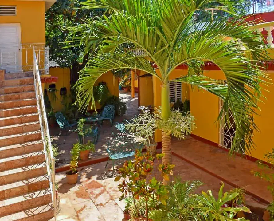 Hostal Dr Lara y Sra Yuda, Trinidad, Cuba. Bed and Breakfast