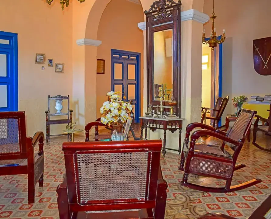 Hostal Dr Lara y Sra Yuda, Trinidad, Cuba. Bed and Breakfast