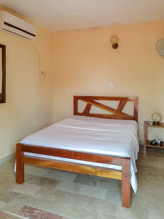 Hostal Dr Lara y Sra Yuda, Trinidad, Cuba. Bed and Breakfast