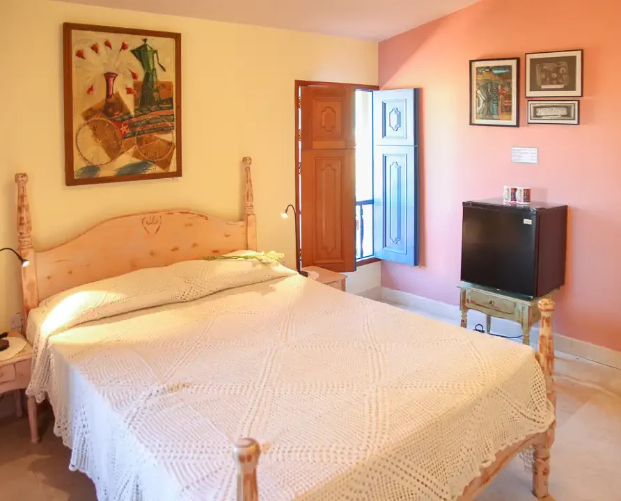 Hostal Lola, Trinidad, Cuba. Bed and Breakfast