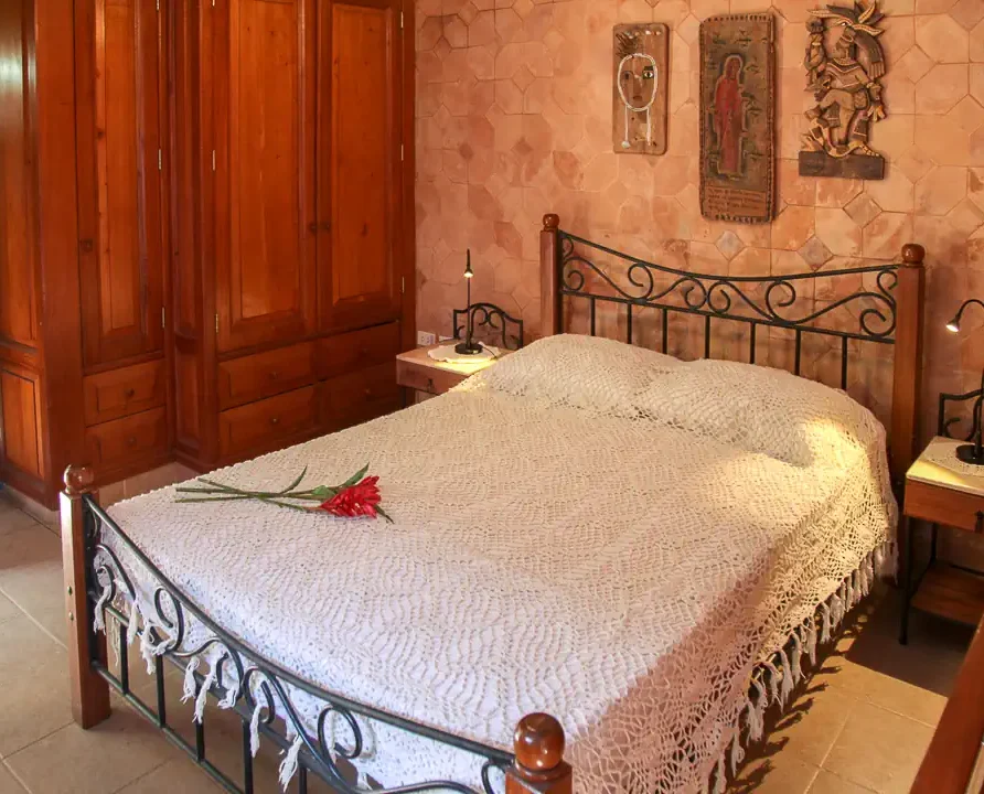Hostal Lola, Trinidad, Cuba. Bed and Breakfast