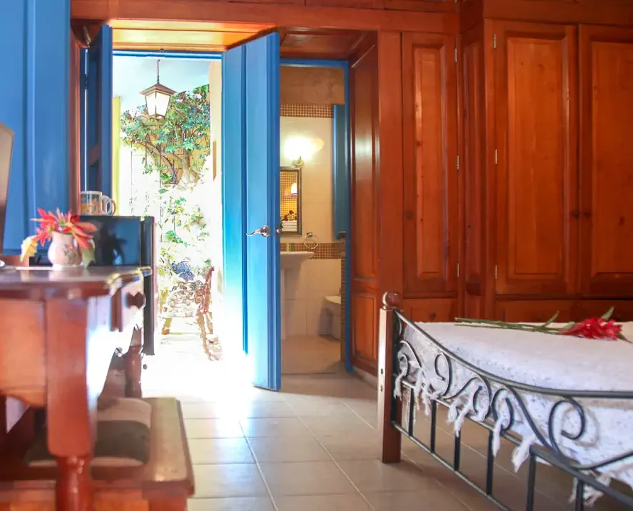 Hostal Lola, Trinidad, Cuba. Bed and Breakfast