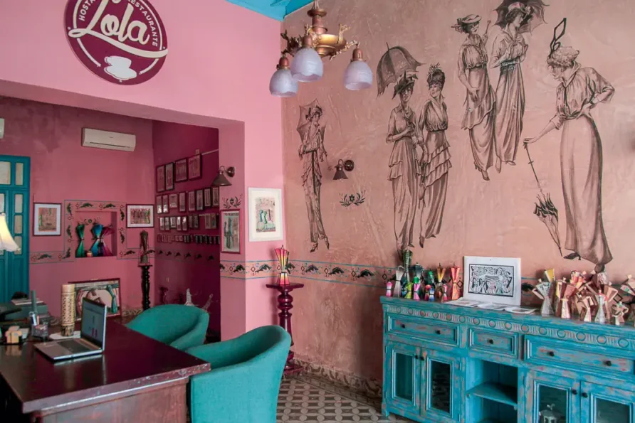 Hostal Lola – Room 8