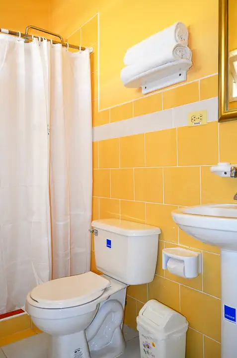 Hostal D Cordero. Santa Clara Bed and Breakfast