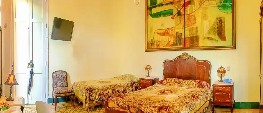 Hostal D Cordero. Santa Clara Bed and Breakfast