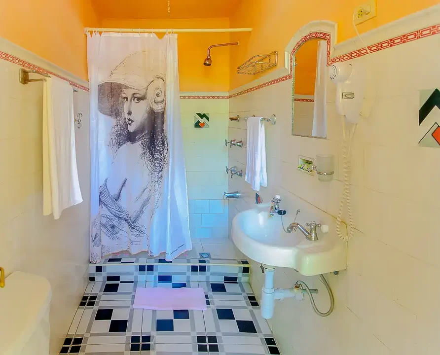 Hostal D Cordero. Santa Clara Bed and Breakfast