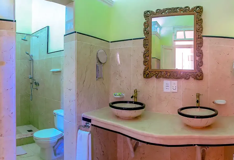 Hostal D Cordero. Santa Clara Bed and Breakfast