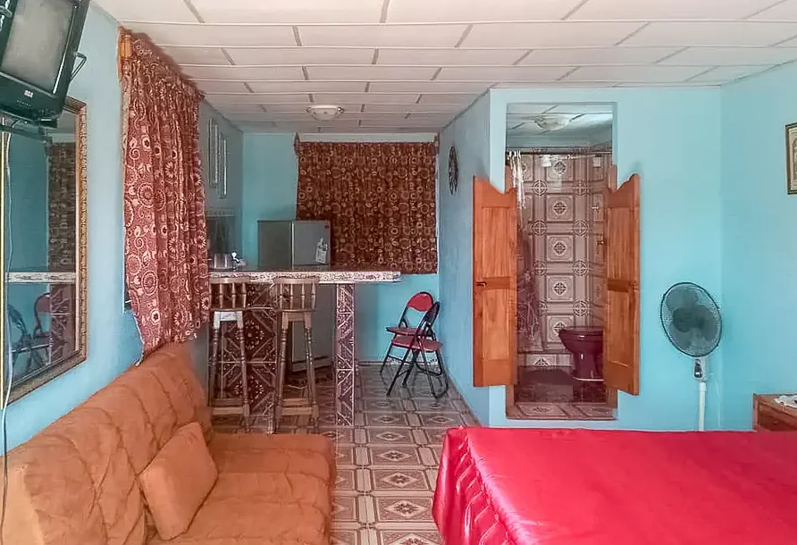 Hostal Vista Park, Santa Clara, Cuba. Guest House.