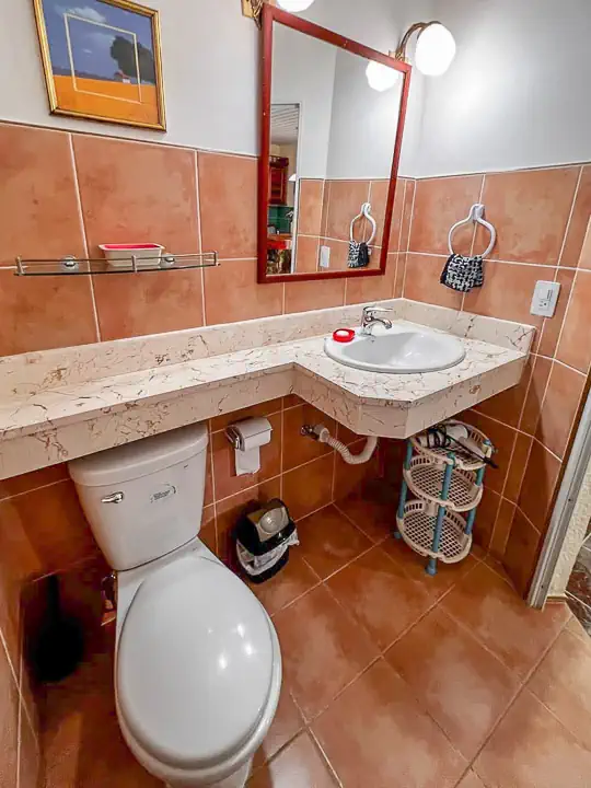 Norma's BnB, Room 2, Bath, Varadero Vacation Rental
