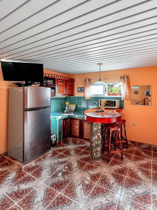 Norma's BnB, Room 2, Kitchenette, Varadero Vacation Rental