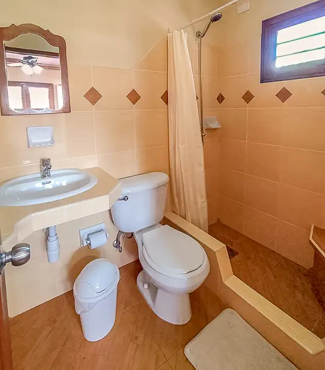 Casa Leyanis y Osvedy - Room Double - Bath,, Viñales Guest Houses