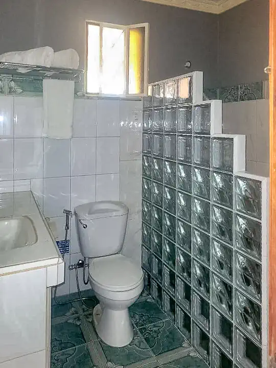 Casa Papo y Niulvys, Viñales. Guest House. Bath, Room 2.