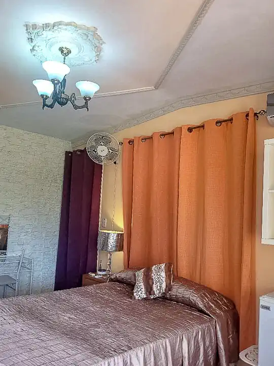 Casa Papo y Niulvys, Viñales. Bed and Breakfast. Room 4.