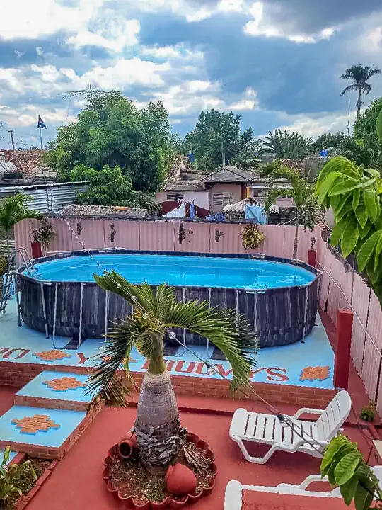 Casa Papo y Niulvys, Viñales. Short-Term Rental. Terrace.