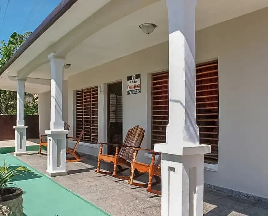 Casa Osmay y Lola, Guest House, Viñales. Front