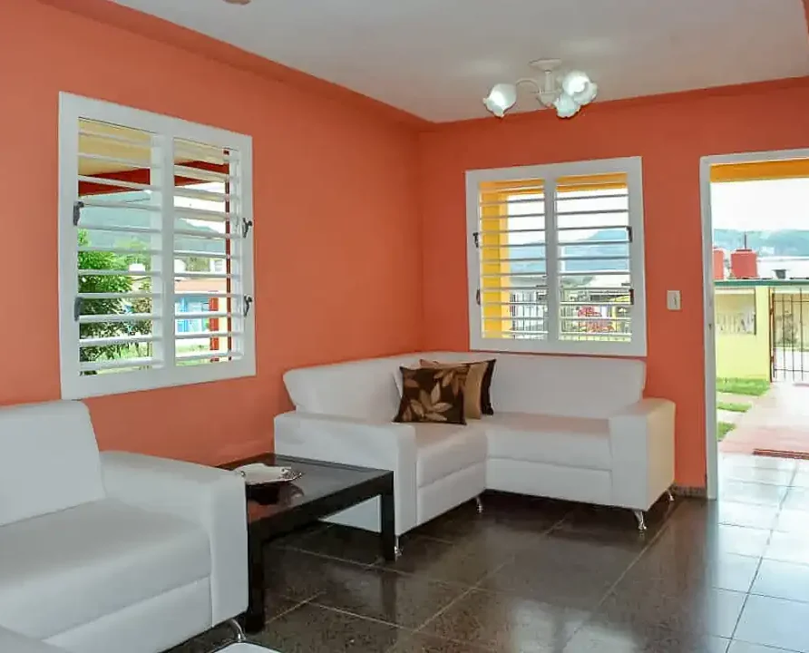 Sunny Balcony House, Viñales. Guest House. Living Room