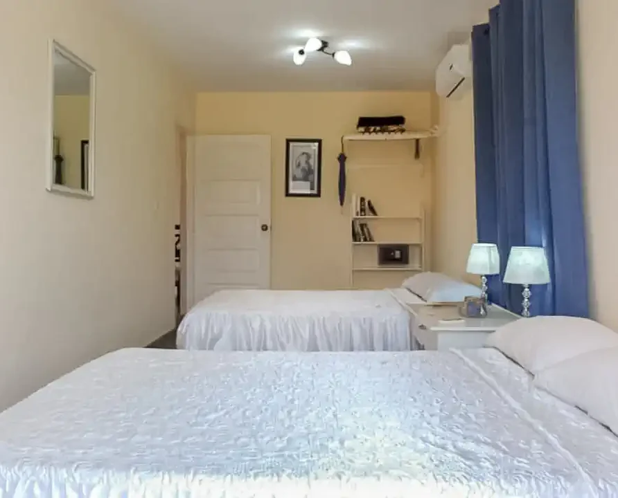 Sunny Balcony House, Viñales. Guest House. Room Blue