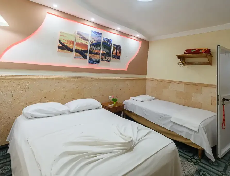 Zuleida y Vinola, Becachfront, Caleton, Playa Larga. Guest House. Room 3